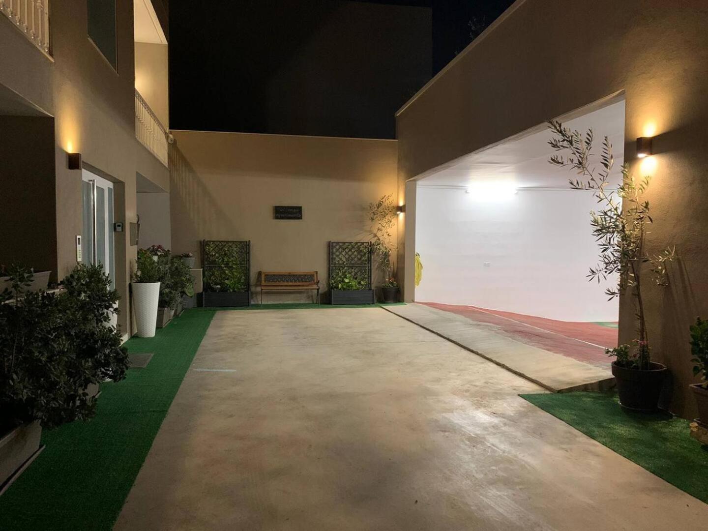 Fl 1 Ta'Lonza Luxury With Hot Tub By Homely Mellieħa Екстериор снимка