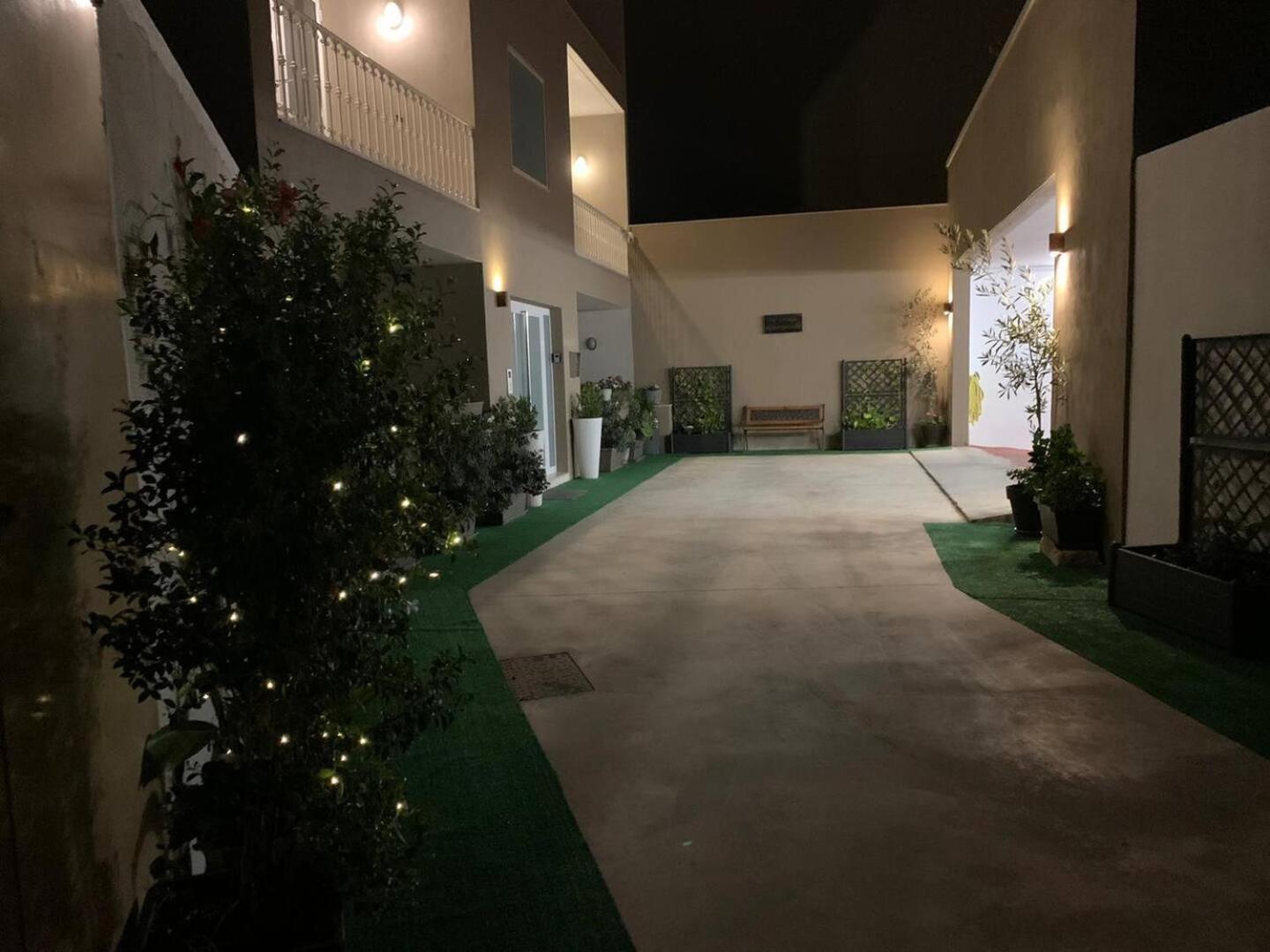 Fl 1 Ta'Lonza Luxury With Hot Tub By Homely Mellieħa Екстериор снимка
